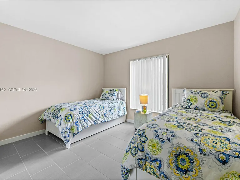 812 Sky Pine Way #C2 — Photo 15