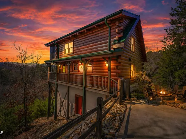 1960 E Mountain Way, Sevierville, TN 37876