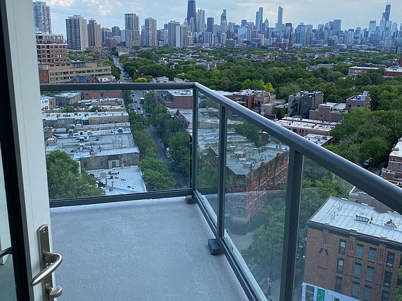 3rd image of 2470 N Lincoln Ave #705