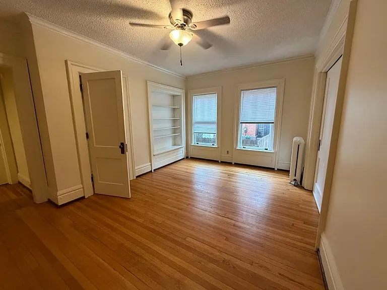 Unit Photo