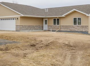 2097 6th Ave E, Alexandria, MN 56308