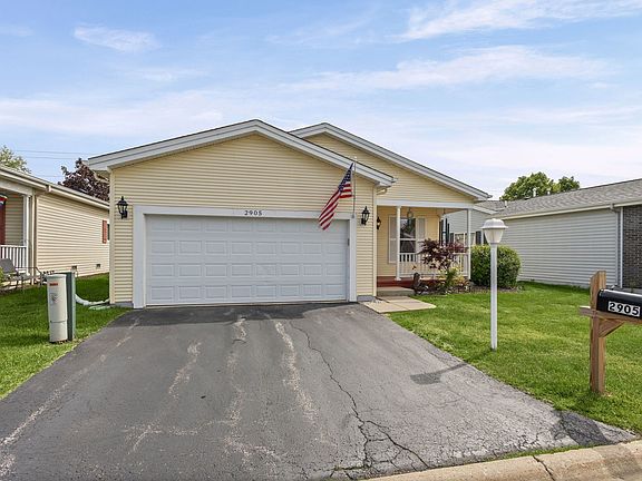 2nd image of 2905 Buckskin Ln