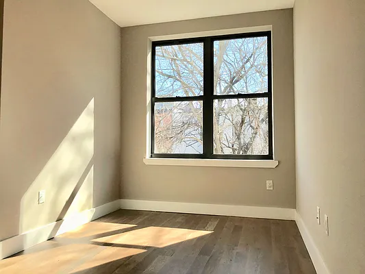 Rented by Brooklyn Group | media 21