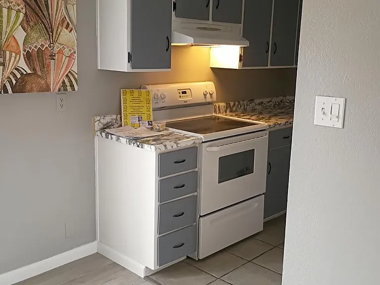 2694 E Oakleaf Dr — Photo 8