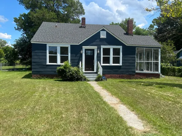 910 Lacy St, Columbia, SC 29201