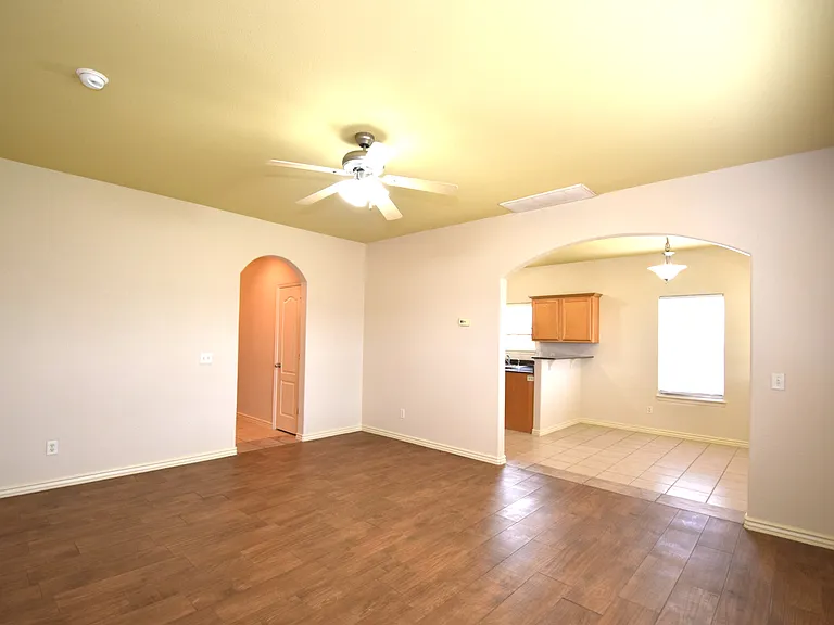 5005 SW Fieldstone Blvd #1 — Photo 6