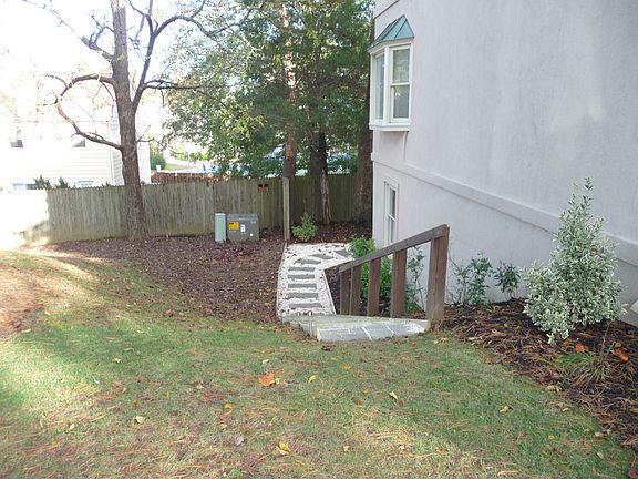 Side yard steps to basement