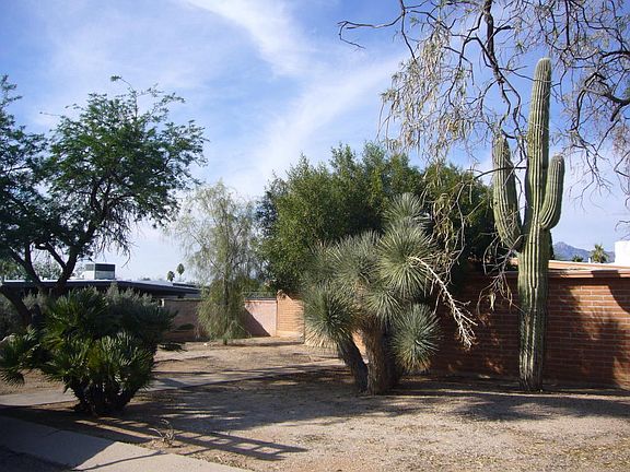 5th image of 8721 E Placita Playa