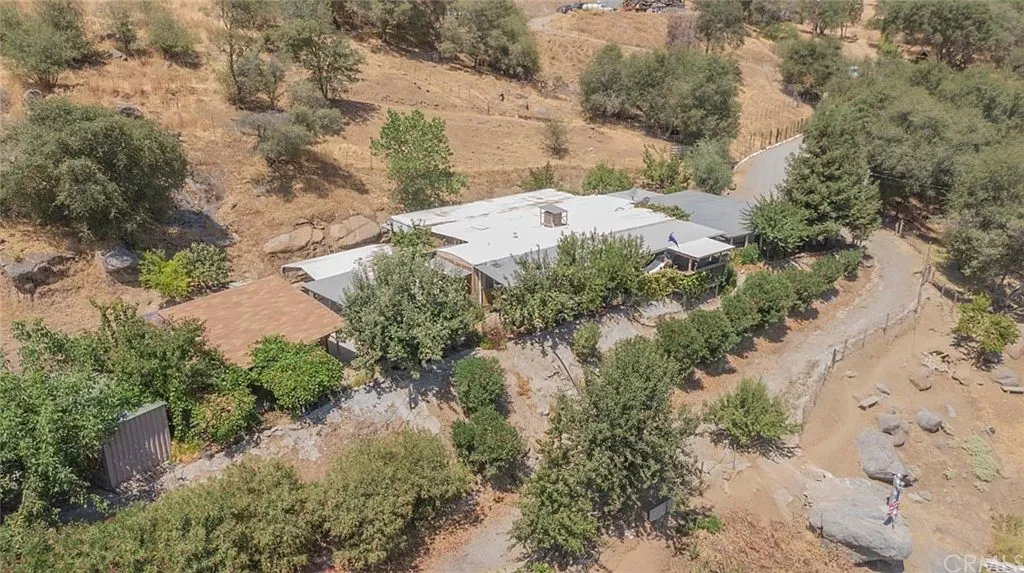 43176 Bryson Rd photo 1