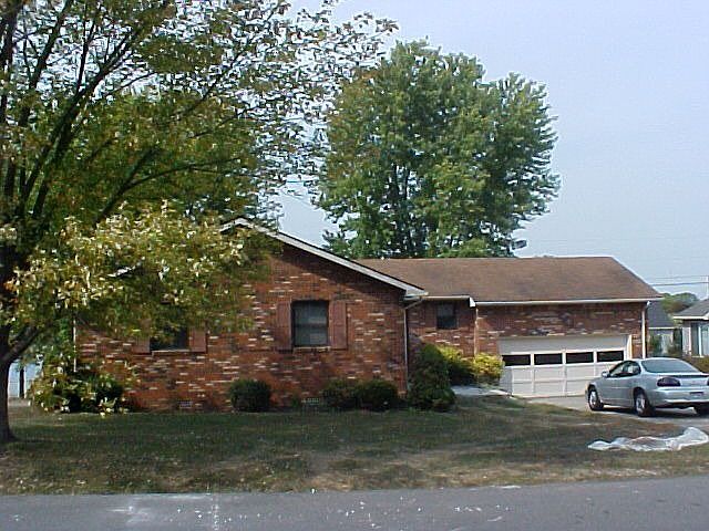 1st image of 216 Frederick St