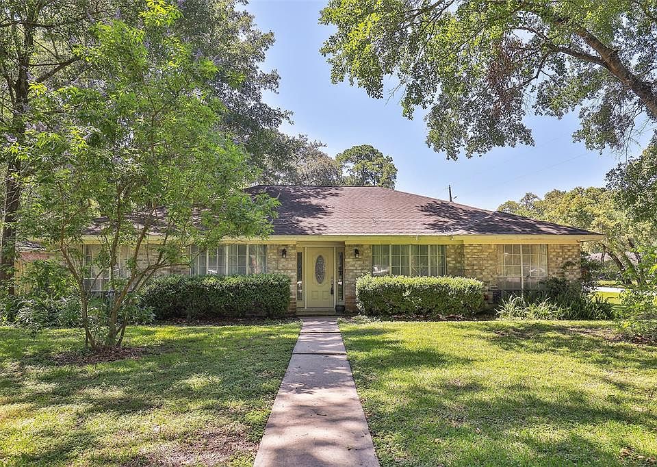 Make this updated beauty yours. Only two owners.