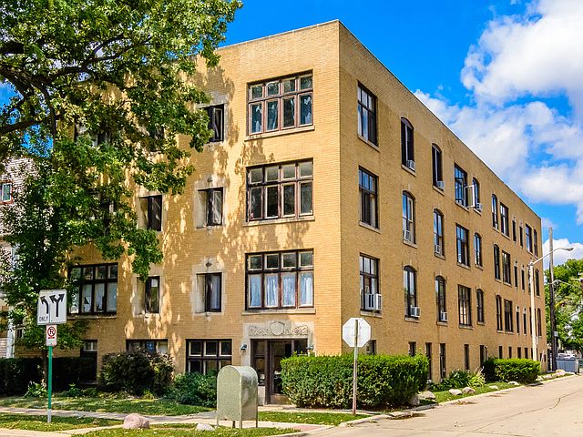 1st image of 1136 Ontario St APT 2A
