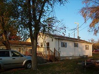 2nd image of 1142 W Elm St