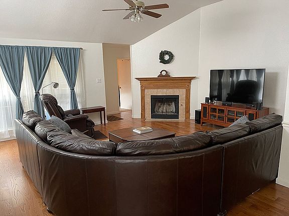 Main Family/Living Room