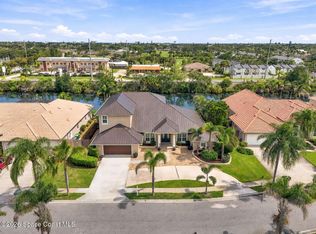 241 Waterside Dr, Indian Harbour Beach, FL 32937
