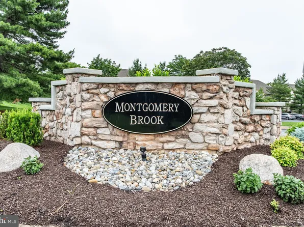 1811 Foxmeadow Cir #1811, Royersford, PA 19468