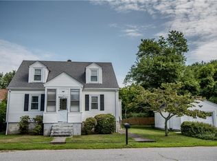 3 Pennsylvania Ave, Warren, RI 02885