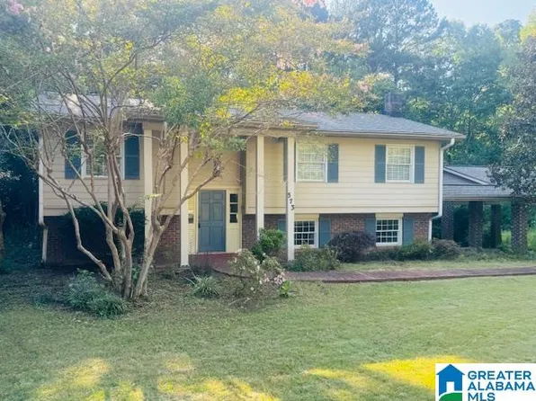 573 Davis Dr, Roanoke, AL 36274