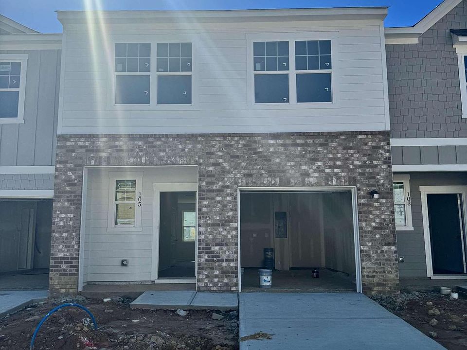 1st image of 105 Thetford Way #104