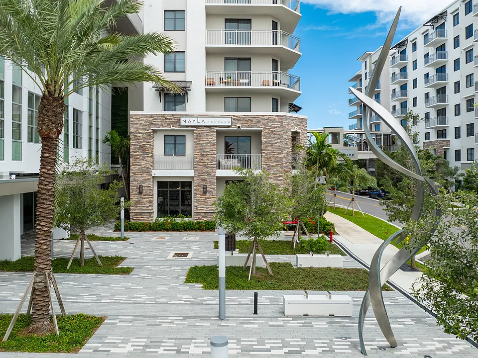 Mayla Pompano Residences