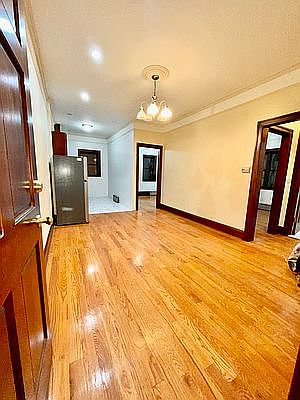 4th image of 353 Prospect Ave #2