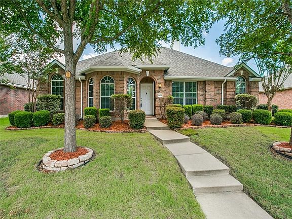 2nd image of 1408 Greenwich Dr