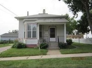 1110 7th St, Sioux City, IA 51105