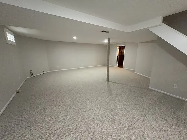 6275 Hummingbird Dr — Photo 17