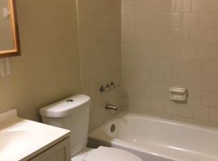 756 Deaconhill Ct, Baltimore, MD 21225