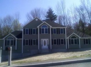 32 Clement Rd, Dracut, MA 01826