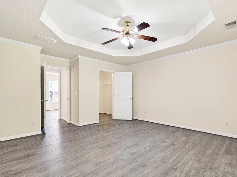 3212 Pagoda Trce — Photo 19