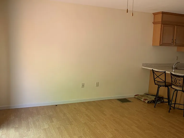158 Summit St #158 — Photo 3