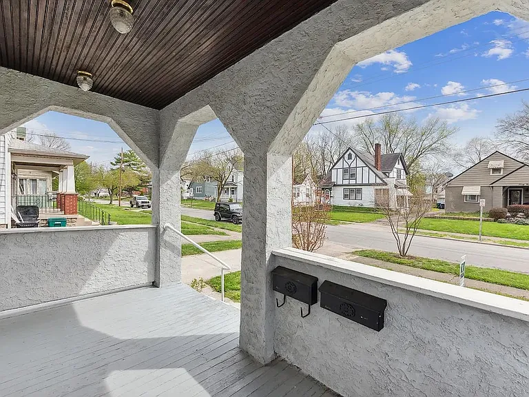 54 Sheehan Ave — Photo 4