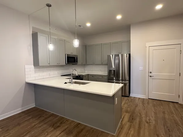 1305 Plaza Ct #303, Platte City, MO 64079