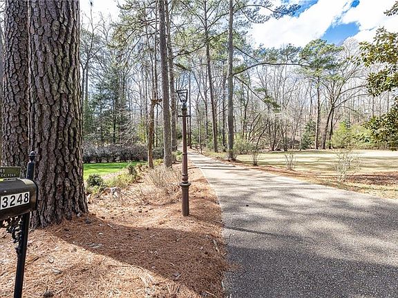 4th image of 3248 Nancy Creek Rd NW