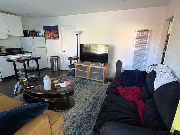2nd image of 850 Camino Pescadero #103