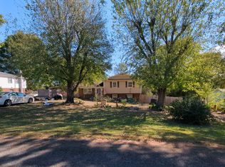 109 Dewsberry Rd, King, NC 27021