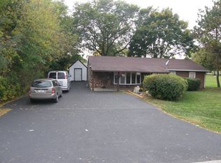 1501 N Chapel Hill Rd, McHenry, IL 60051