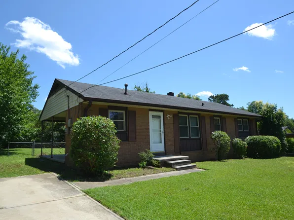 717 Friar Tuck Rd, Raleigh, NC 27610