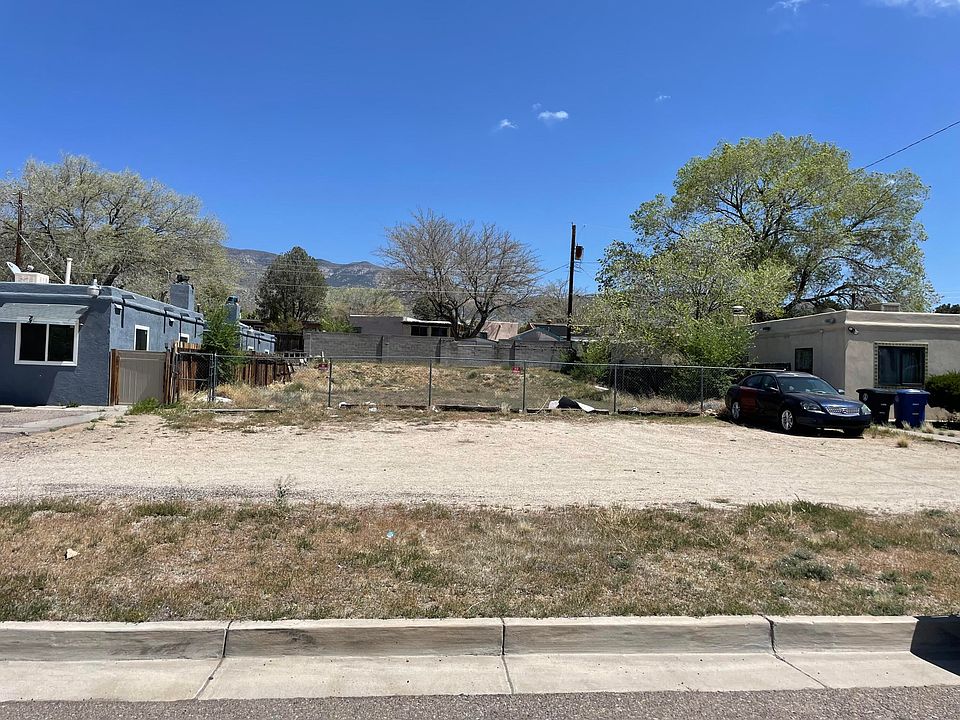 1st image of 1716 Paisano St NE