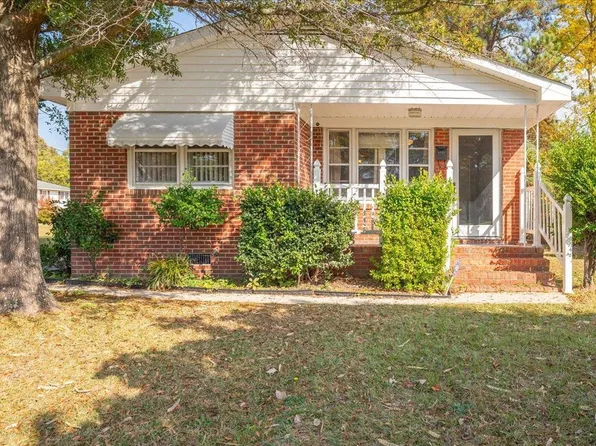 1710 Murchison Rd, Fayetteville, NC 28301