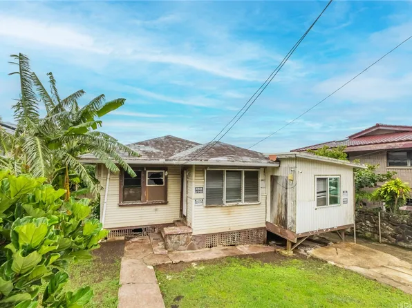 1752 Kealia Dr, Honolulu, HI 96817