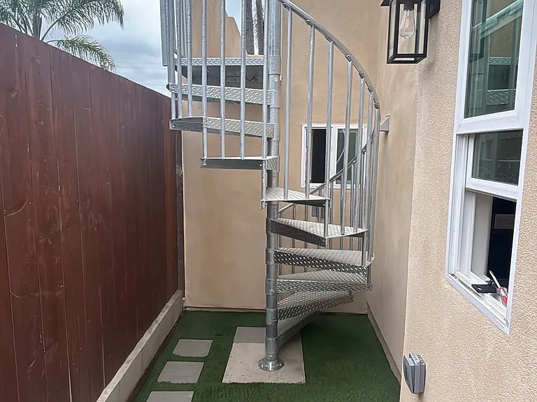 232 N Rios Ave — Photo 15