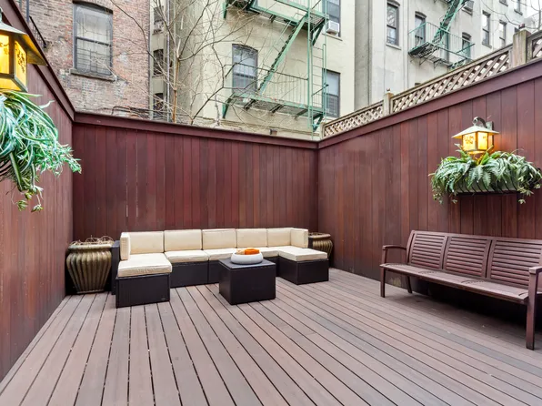 101 Hamilton Place image 3 of 12