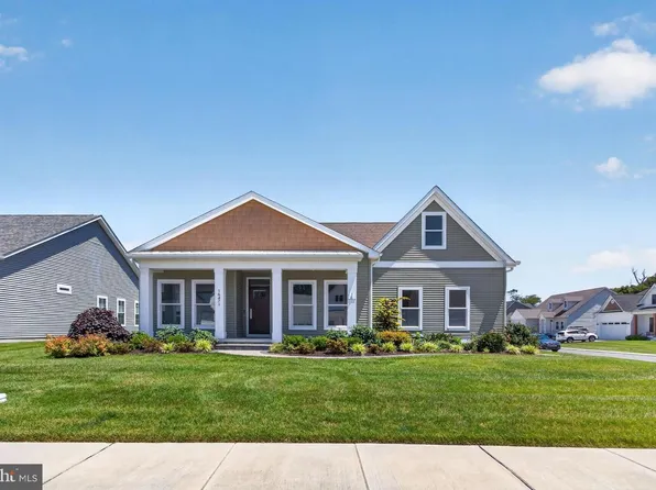 16471 Four Leaf Dr, Lewes, DE 19958