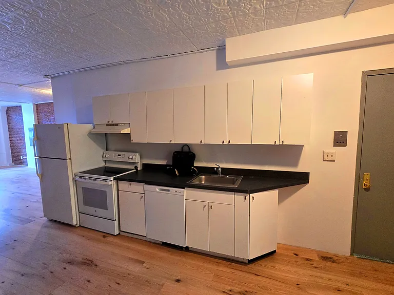 363 Canal St #3 — Photo 4
