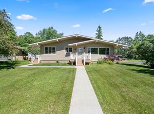 3304 Hutchinson Rd, Duluth, MN 55811