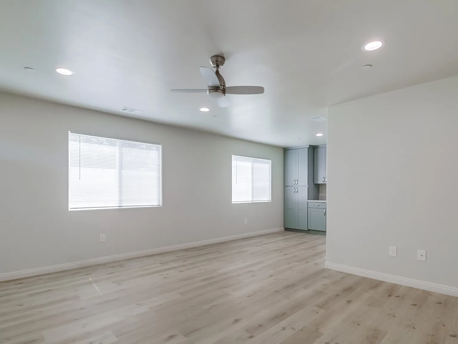 13705 Somerset Rd — Photo 4