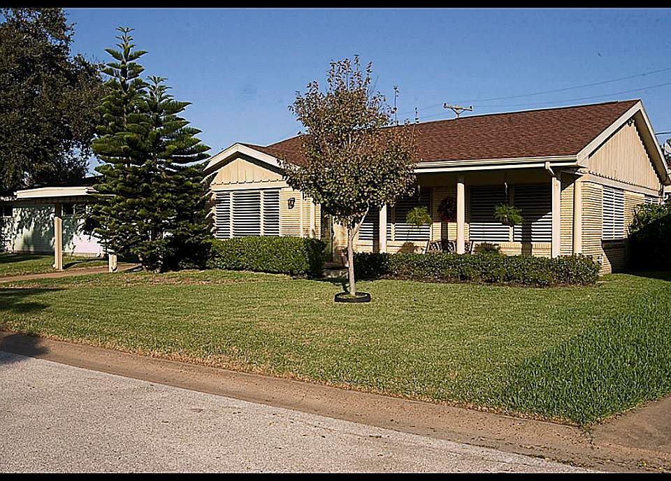 1st image of 1424 Harbor View Dr