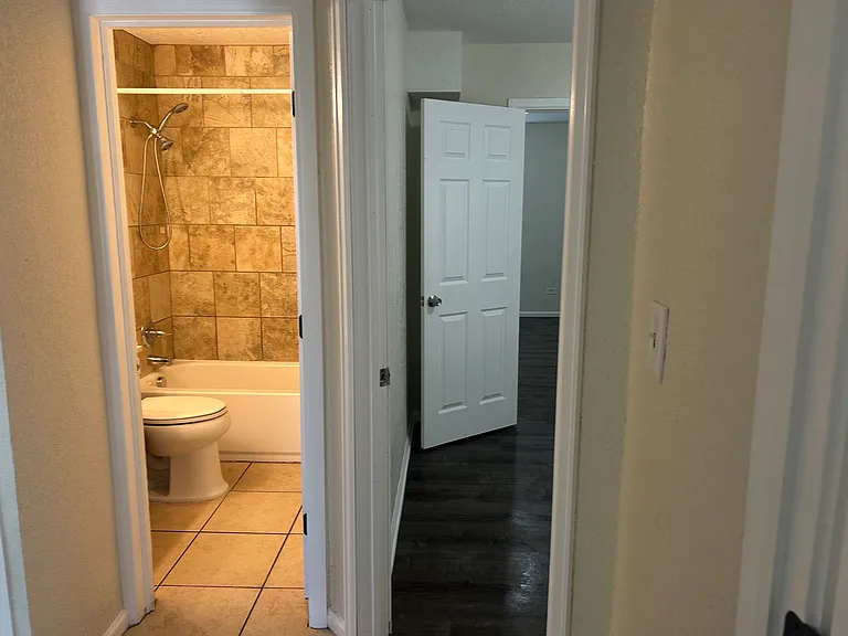 1461 Eaton St — Photo 20